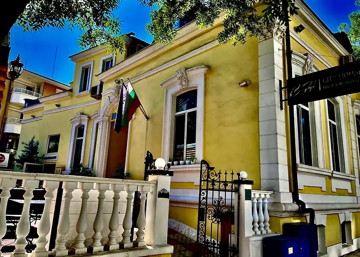 City House Family Hotel & Restaurant