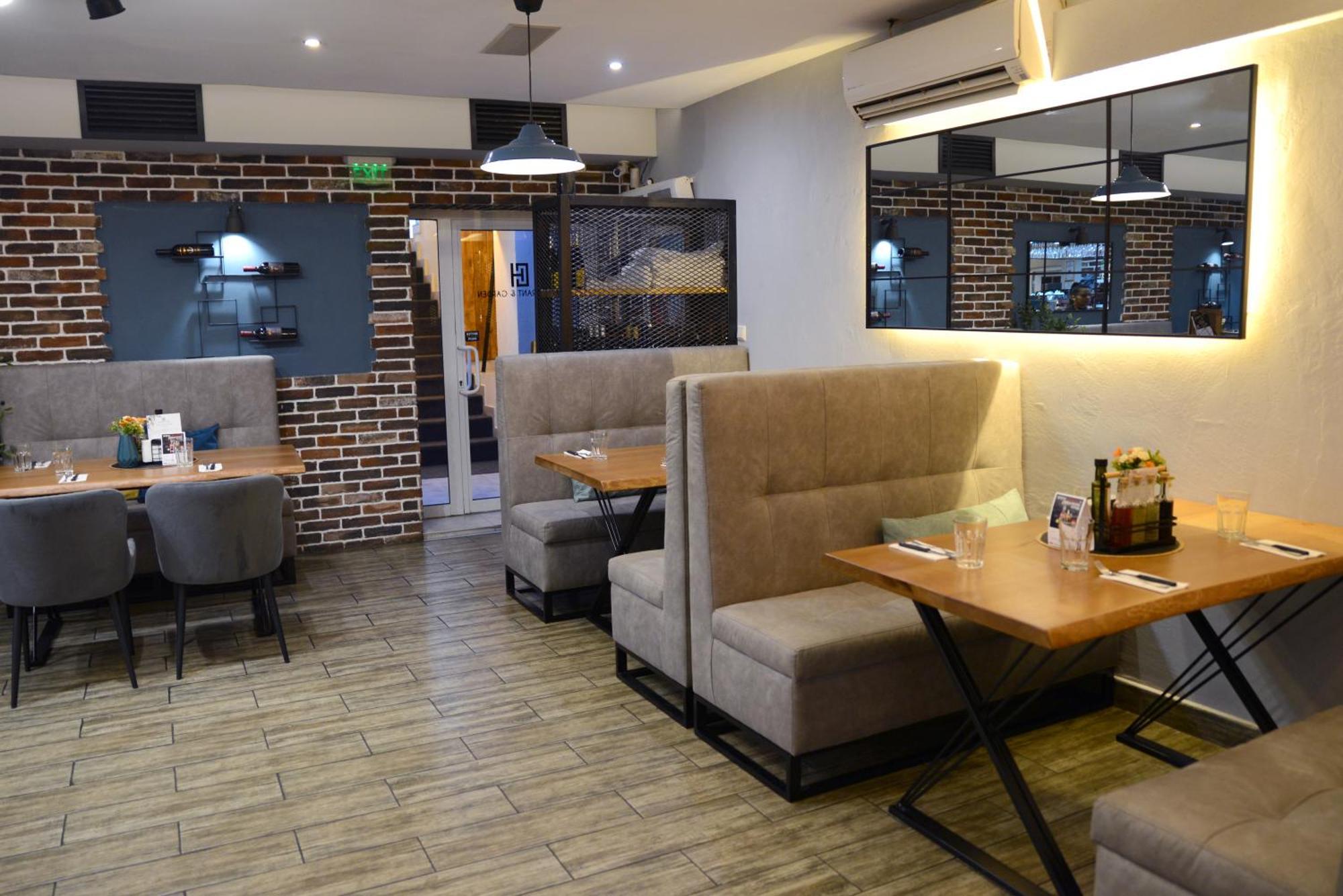 House Family & Restaurant Hotel 3*