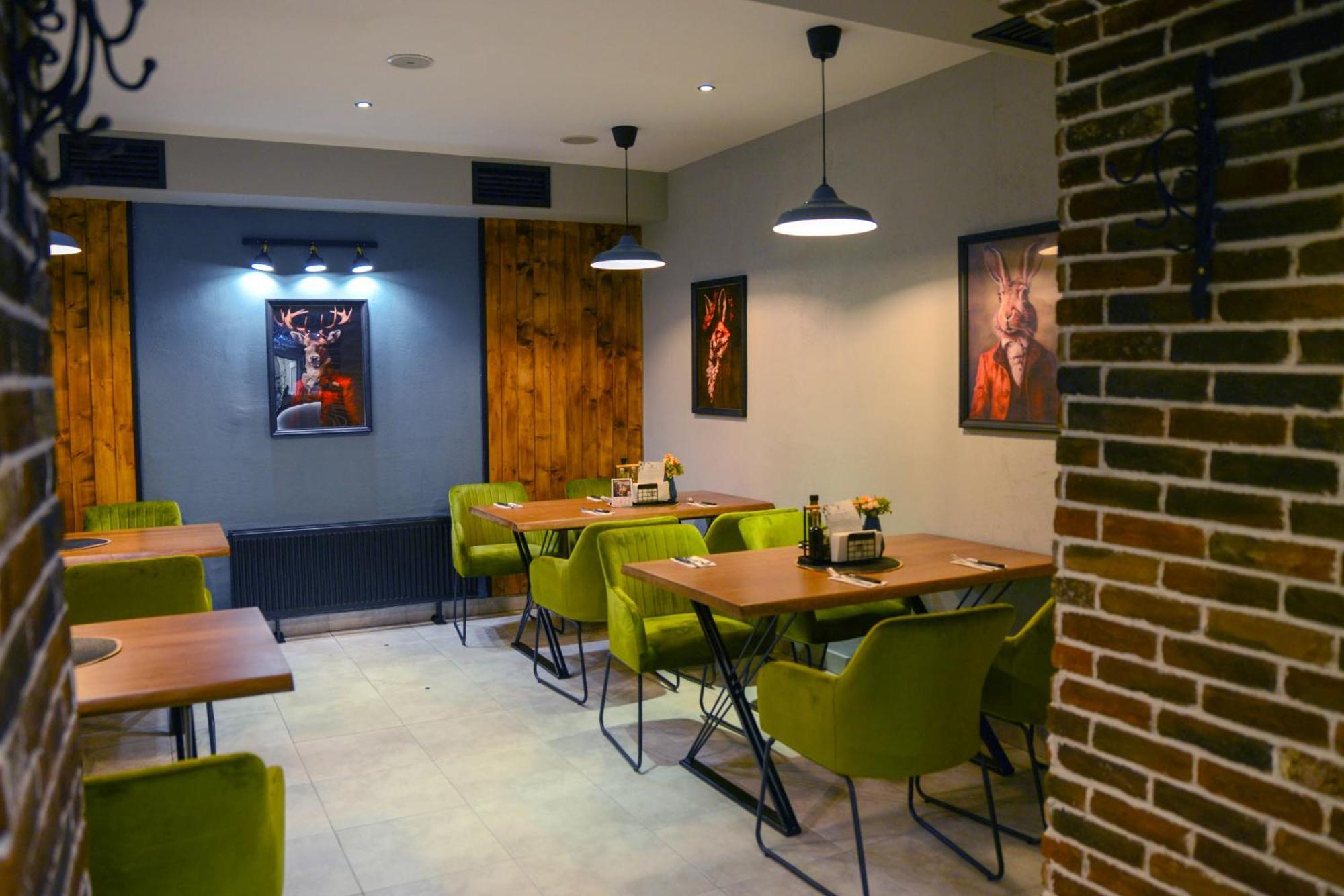 House Family & Restaurant Hotel Ruse