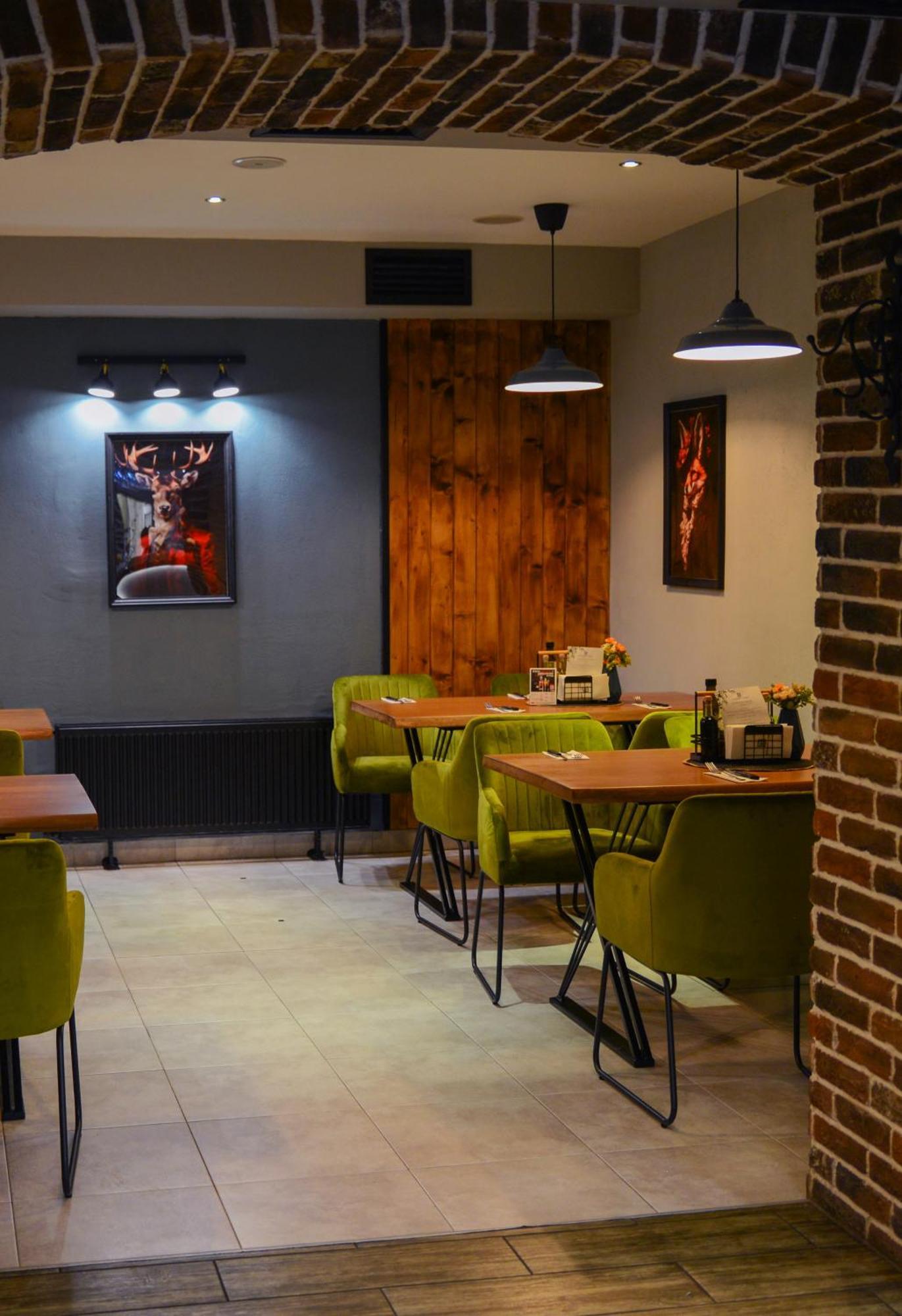 House Family & Restaurant